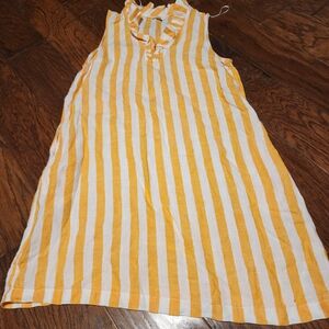Crown & Ivy Sleeveless Yellow and White Dress